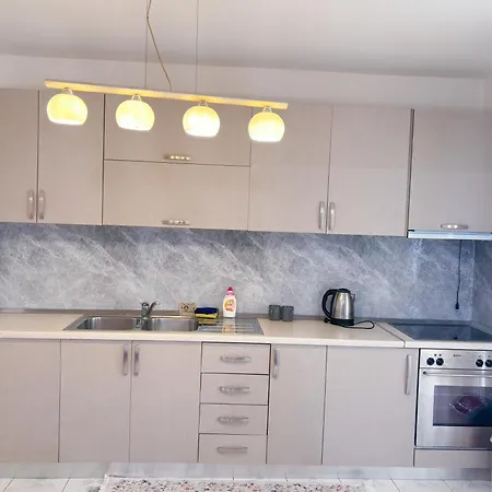 Budget Retreat & Hotell Tirana