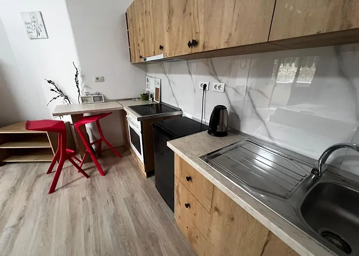 Budget Retreat & Tirana