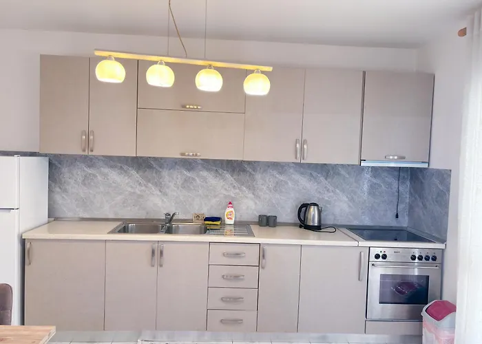 Budget Retreat & Hotel Tirana