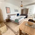 Budget Retreat & Hotel Tirana