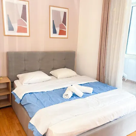 Budget Retreat & Hotel