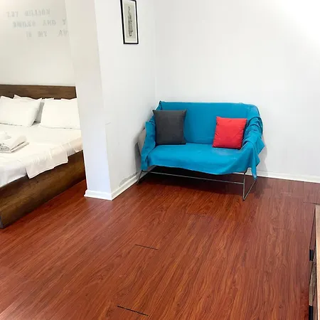 Budget Retreat & Hotel *