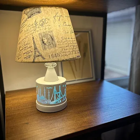 Budget Retreat & ホテル