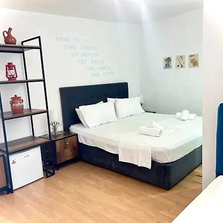 Budget Retreat & Hotel