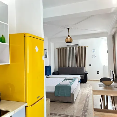 Budget Retreat & Hotel