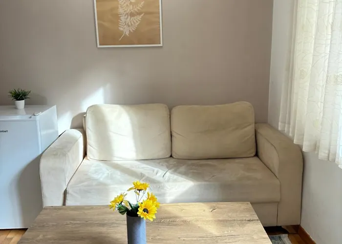 Budget Retreat & Hotel