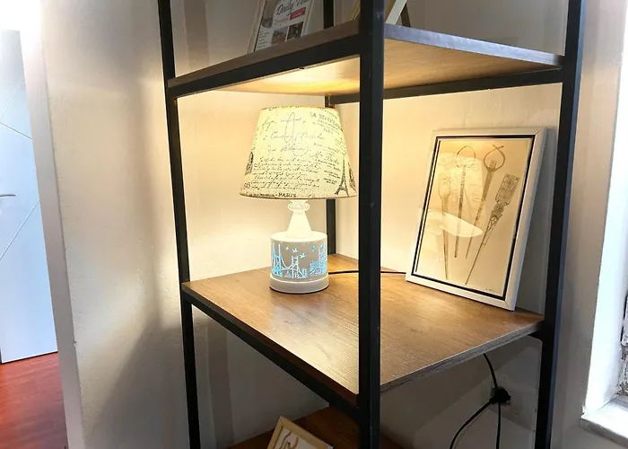 Budget Retreat & טיראנה