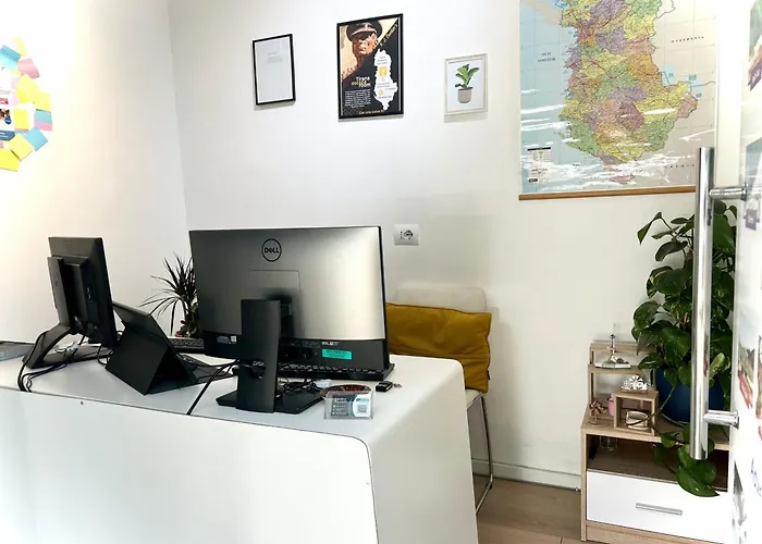 Budget Retreat & מלון