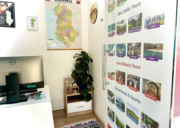 Budget Retreat & מלון